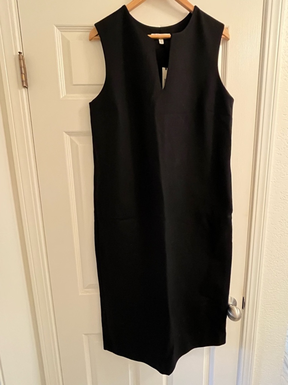 Banana Republic Black Sleeveless Midi Sheath Dress Lined